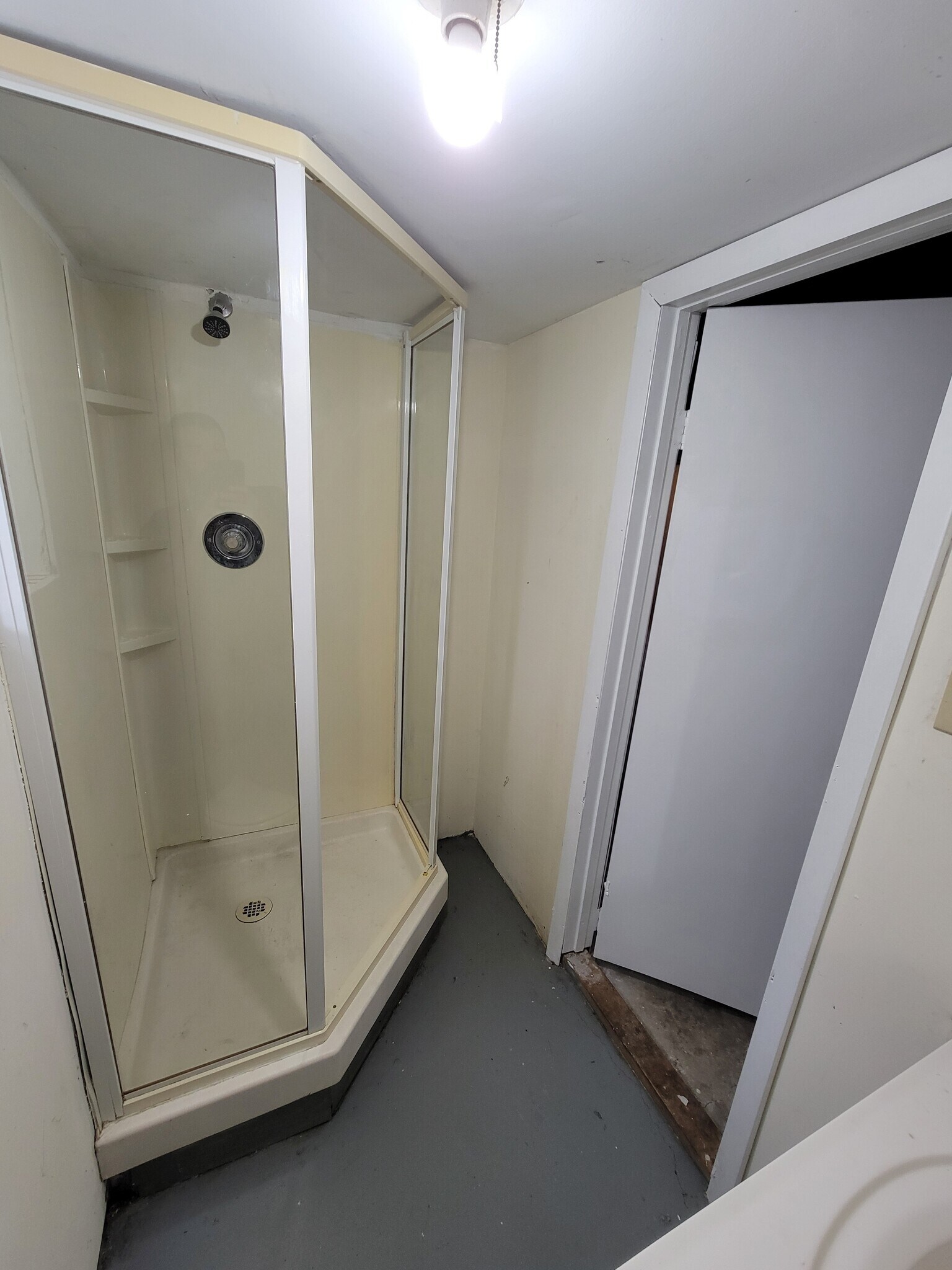 952 Whitby Rd Cleveland Heights, OH 44112 – photo 5