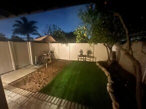 Building Photo - 225 W Elm St