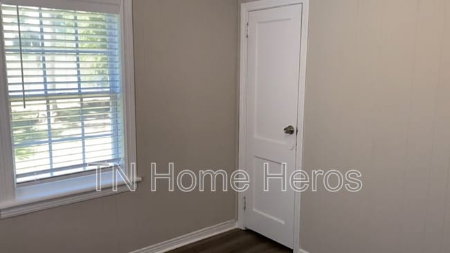 Building Photo - 2731 Ontario St