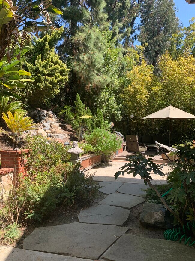 Foto del edificio - 3908 Del Mar Gln