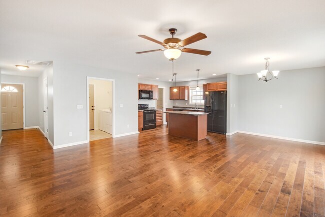 Building Photo - 1402 Sand Dollar Dr