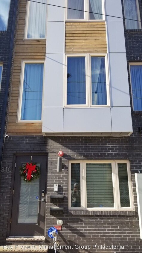 Foto principal - 3 br, 3.5 bath House - 810 N Burns St #1