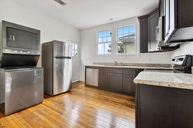 Foto del edificio - 3615 Louisiana Ave Pkwy