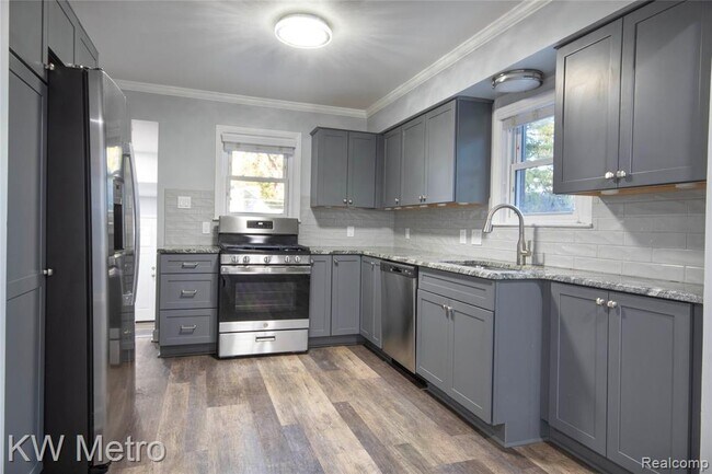 Foto del edificio - 22101 Ridgeway St