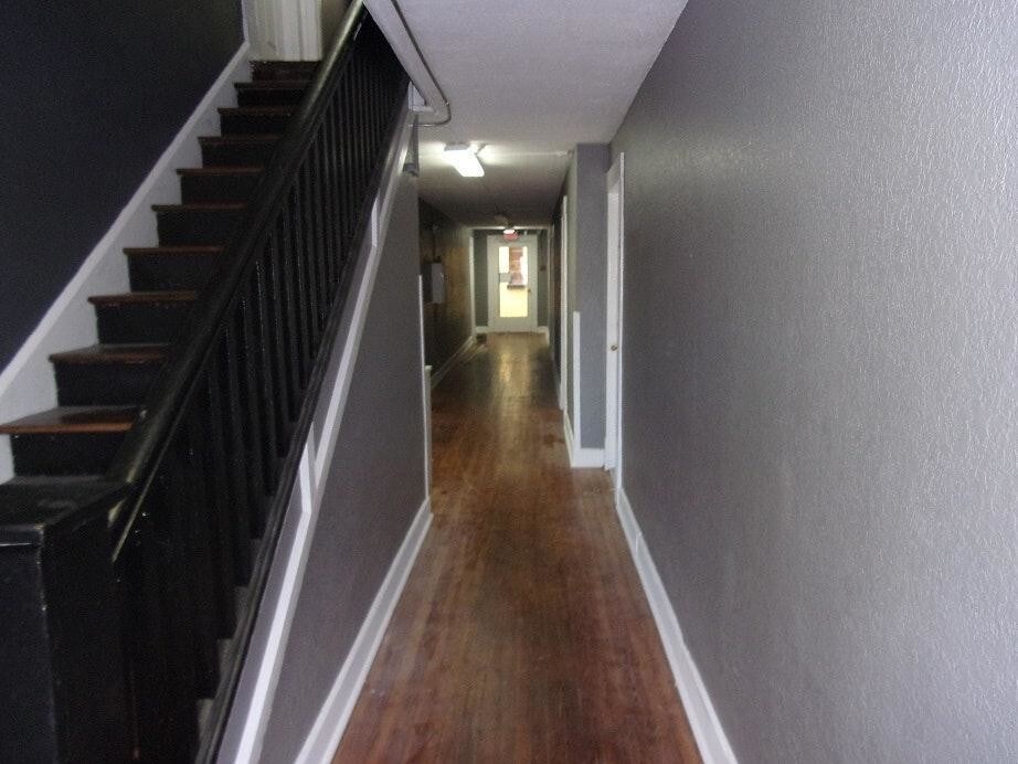 Update hallway - 114 7th St N