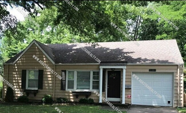 Foto del edificio - Beautiful Roeland Park Ranch-Available NOW!!