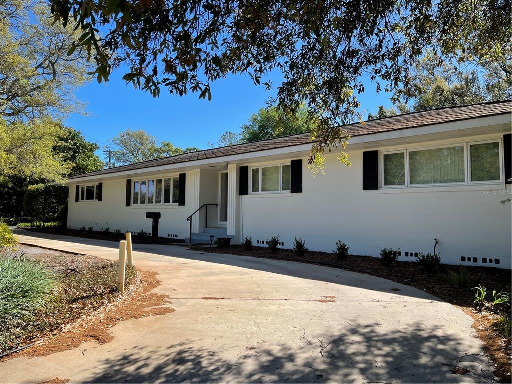 Primary Photo - 4402 Henderson Blvd