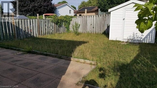 Building Photo - 486B KINGSCOURT Drive