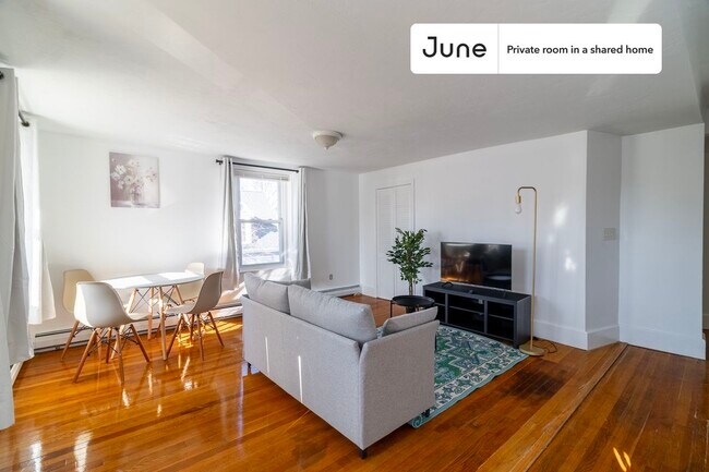 Foto del edificio - Room in Shared 4 bed/2 bath home