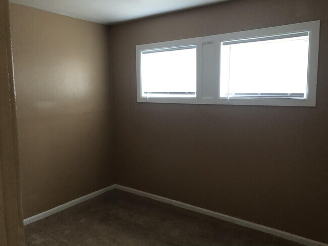 Foto del edificio - 2530 E 22nd Pl