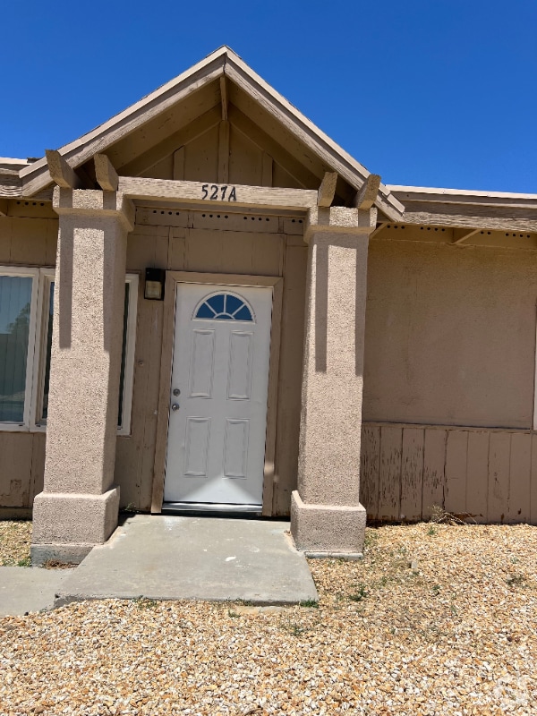 Building Photo - 238 N Gold Canyon St