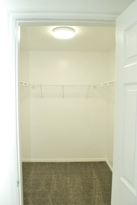 Building Photo - 2954 S 625 W