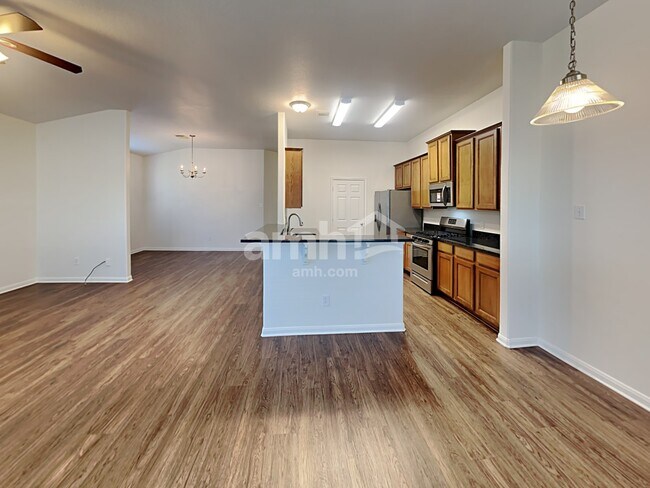 Foto del edificio - 25202 Melody Oaks Ln