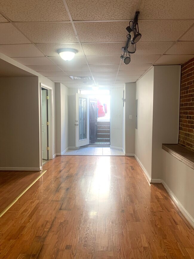 Foto del edificio - 1506 Columbia Rd NW