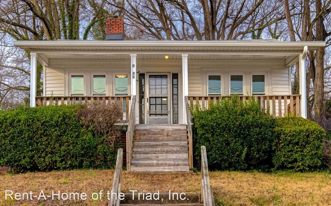 Building Photo - 3 br, 1 bath House - 1106 Highland Ave