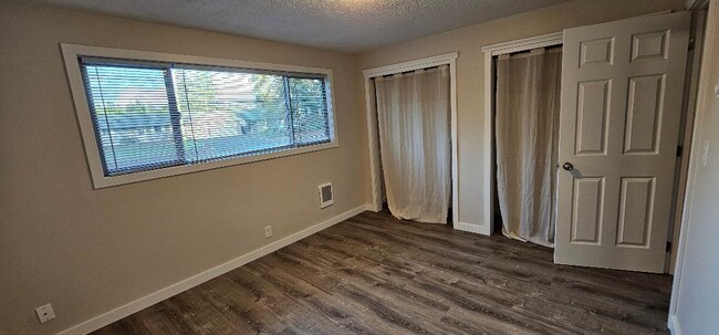 Foto del edificio - 34230 Pittsburg Rd