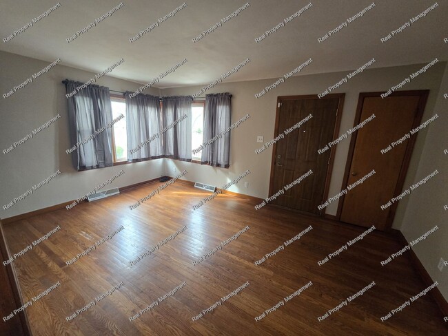 Building Photo - 4 Bedroom South Hammond Ranch