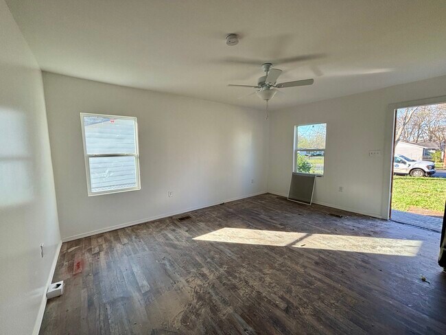 Foto del edificio - 3008 Boswell Dr NW