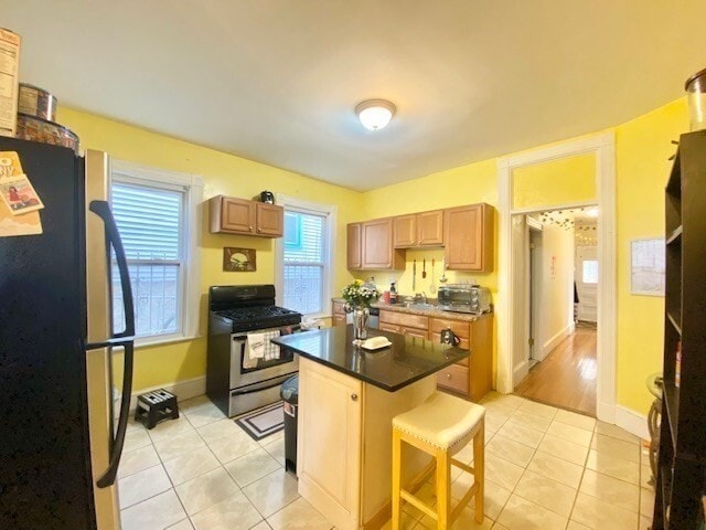 Primary Photo - 10 Bucknam St