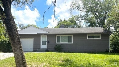 Building Photo - 11219 Ditman Ave