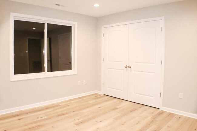 Foto del edificio - 12 Rockridge Ct