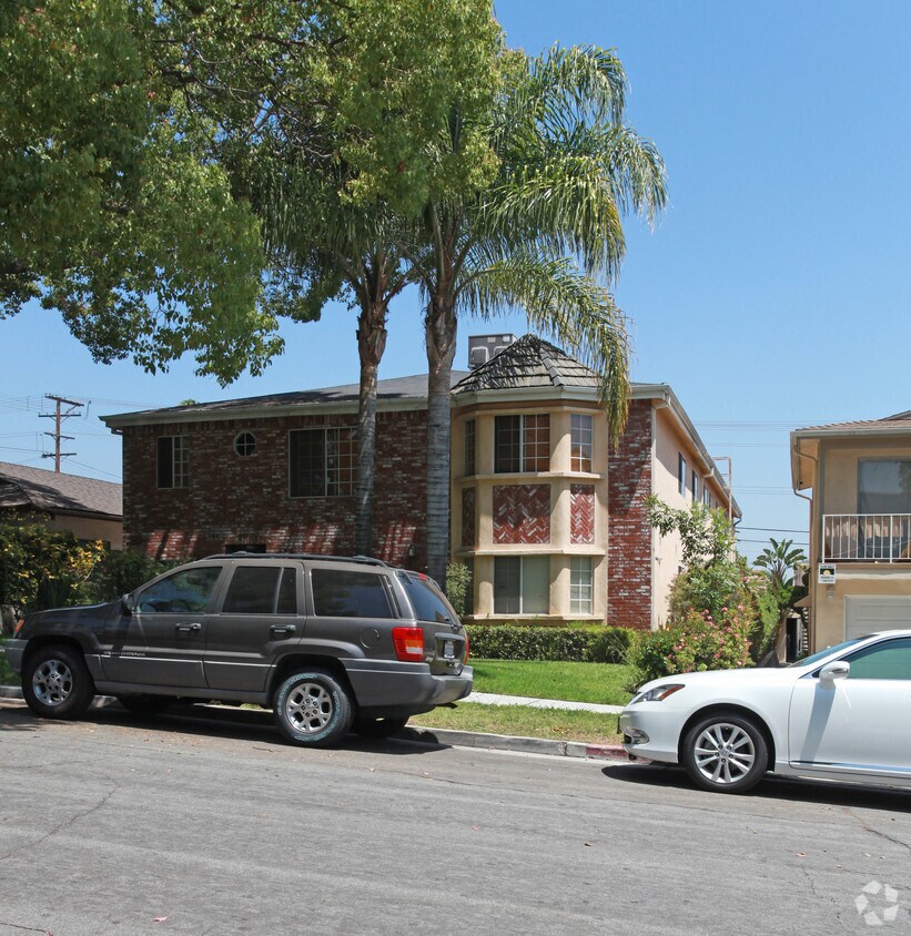 Foto del edificio - 734 E Tujunga Ave