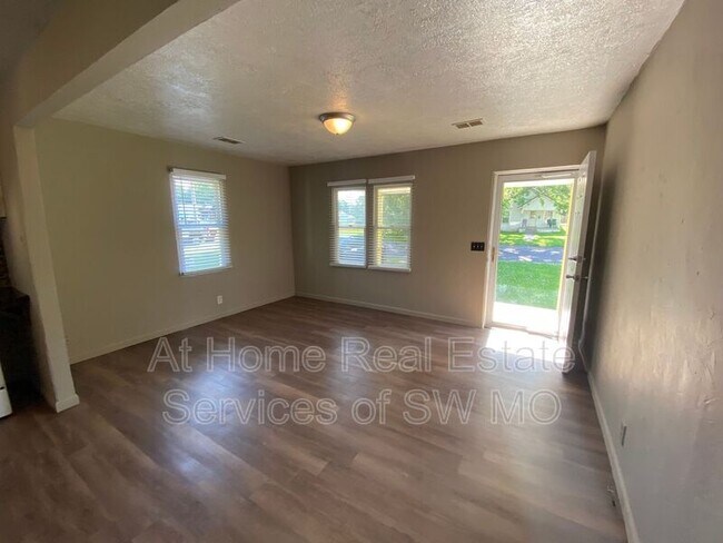 Foto del edificio - 1315 N Marion Ave