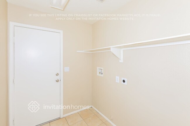 Foto del edificio - 25354 Silverwood Ln