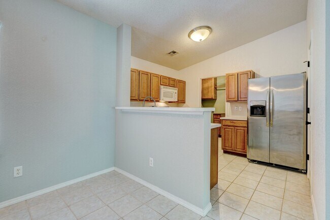 Building Photo - 15509 Lilly Garden Ln