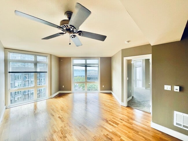 Building Photo - Stunning Top Floor Condo on Denny Way with...