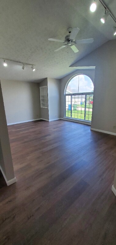 Foto del edificio - 284 W Pinehurst St
