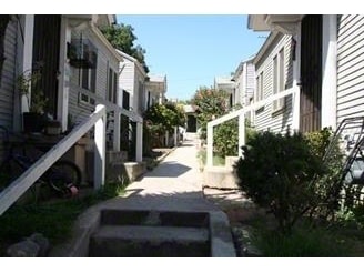 Building Photo - 2401 W 10th St