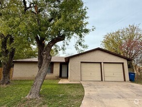 Building Photo - 10904 Meadgreen Ct