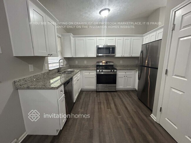 Building Photo - 3823 Landgraf Cove