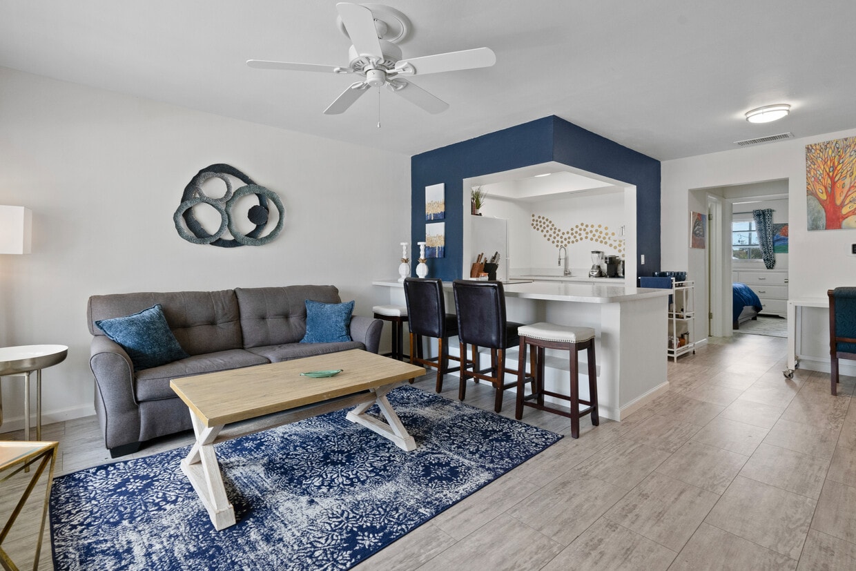 1257 Drew St Unit 1257, Clearwater, FL 33755 Condo for Rent in