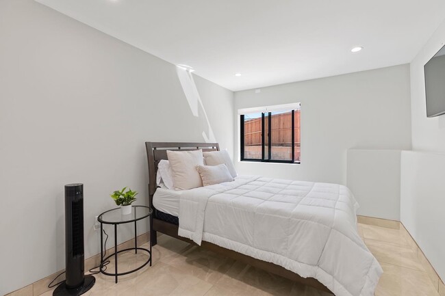 1st bedroom - 6036 W 75th St