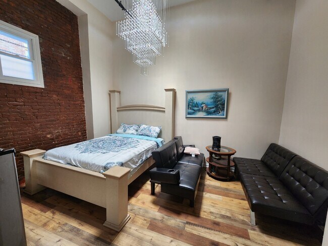 Foto del edificio - 317 W Fayette St