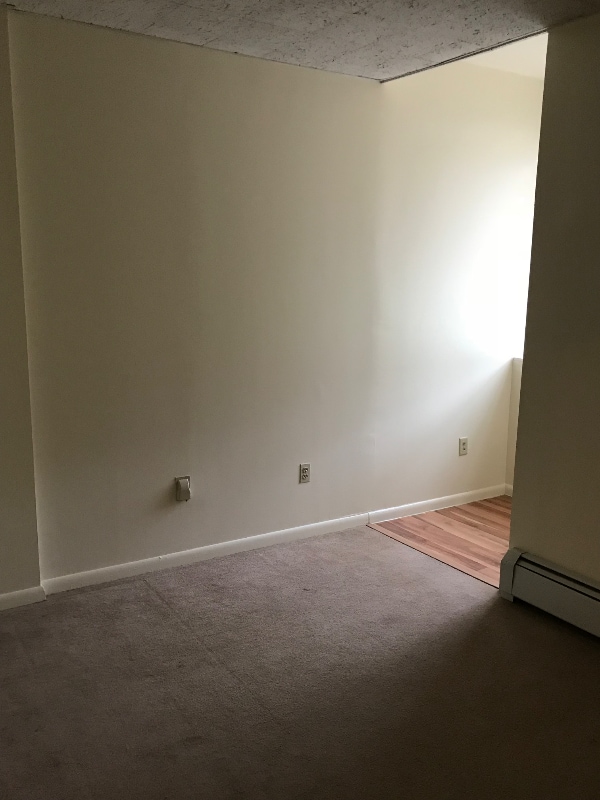 Building Photo - 181 Main St