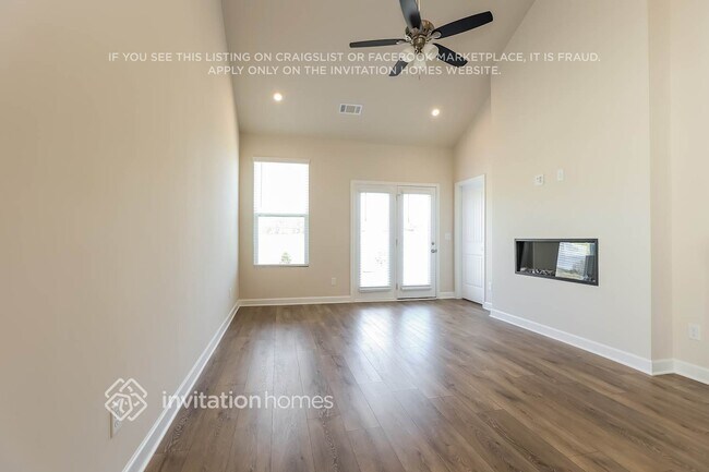 Foto del edificio - 121 Fister Dr