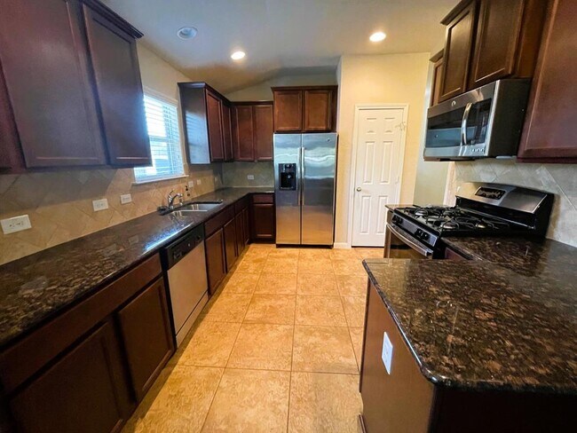 Foto del edificio - 406 Parkside Dr