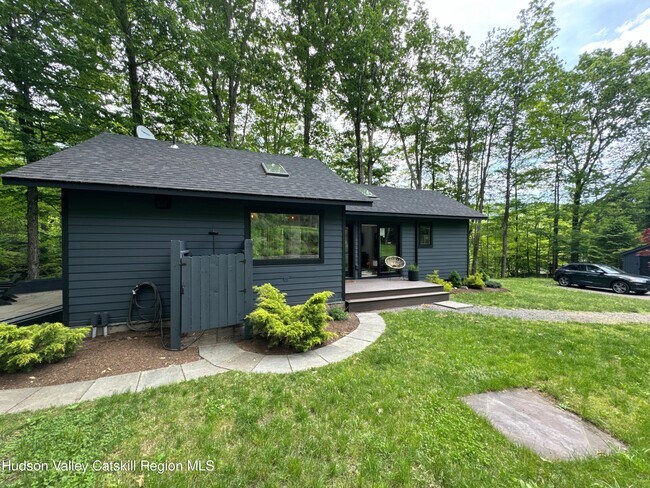 Building Photo - 535 Mink Hollow Rd