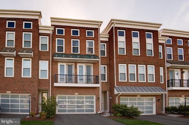 Foto del edificio - 23488 Hillgate Terrace