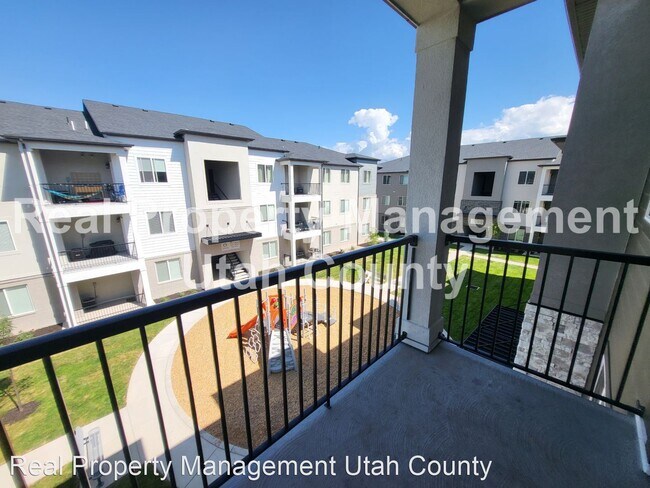 Foto del edificio - 3 br, 2 bath House - 3372 W 1910 N #L302