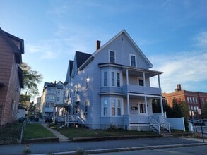 Building Photo - 276 Notre Dame Ave