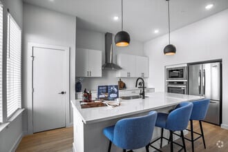 Interior Photo - Oasis at Round Rock