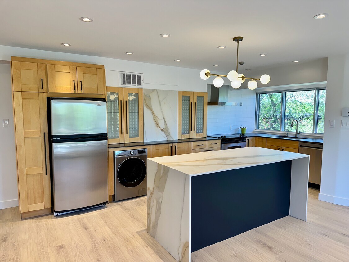 Open concert kitchen - 6211 Ch De La Côte-Saint-Luc