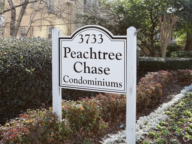 Building Photo - Peachtree Chase