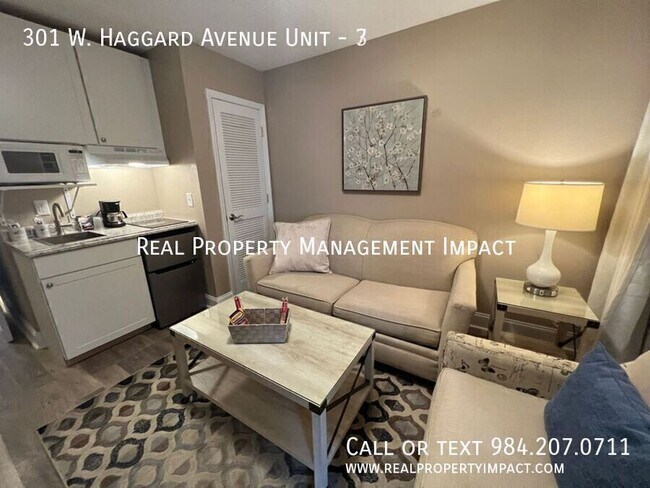 Building Photo - 301 W Haggard Ave