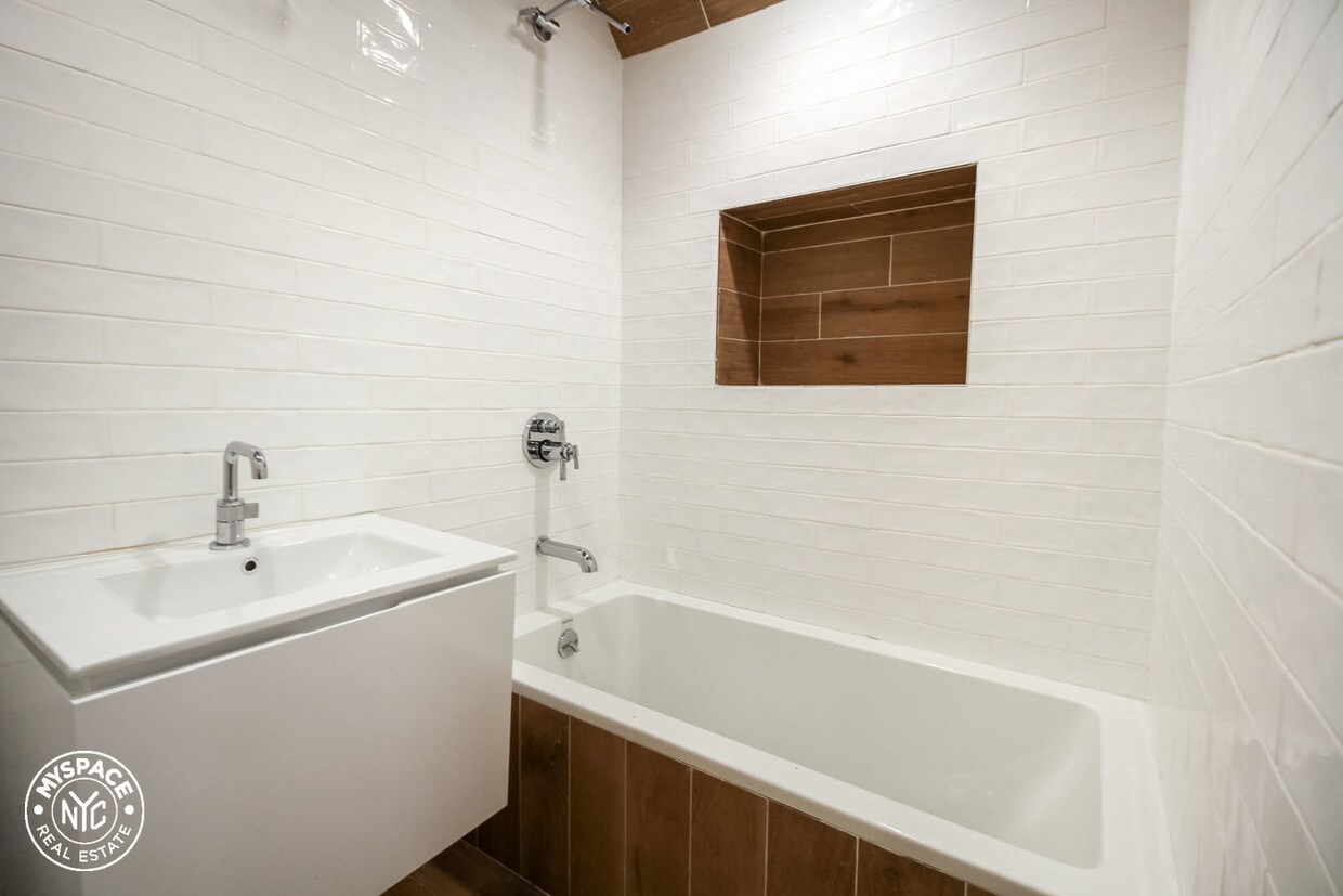 Foto del edificio - 236 N 11th St