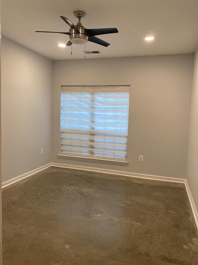 4860 Eisenhower Ave Unit 178, Alexandria, VA 22304 Condo for Rent in